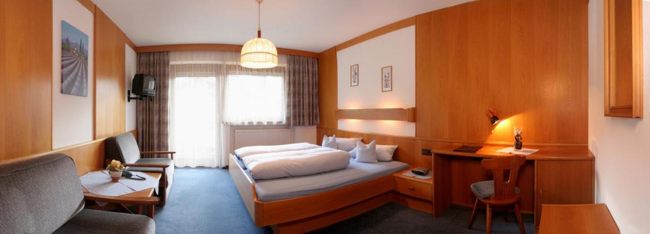 Gaestehaus Wilhelmshof แอห์วัลด์ ภายนอก รูปภาพ