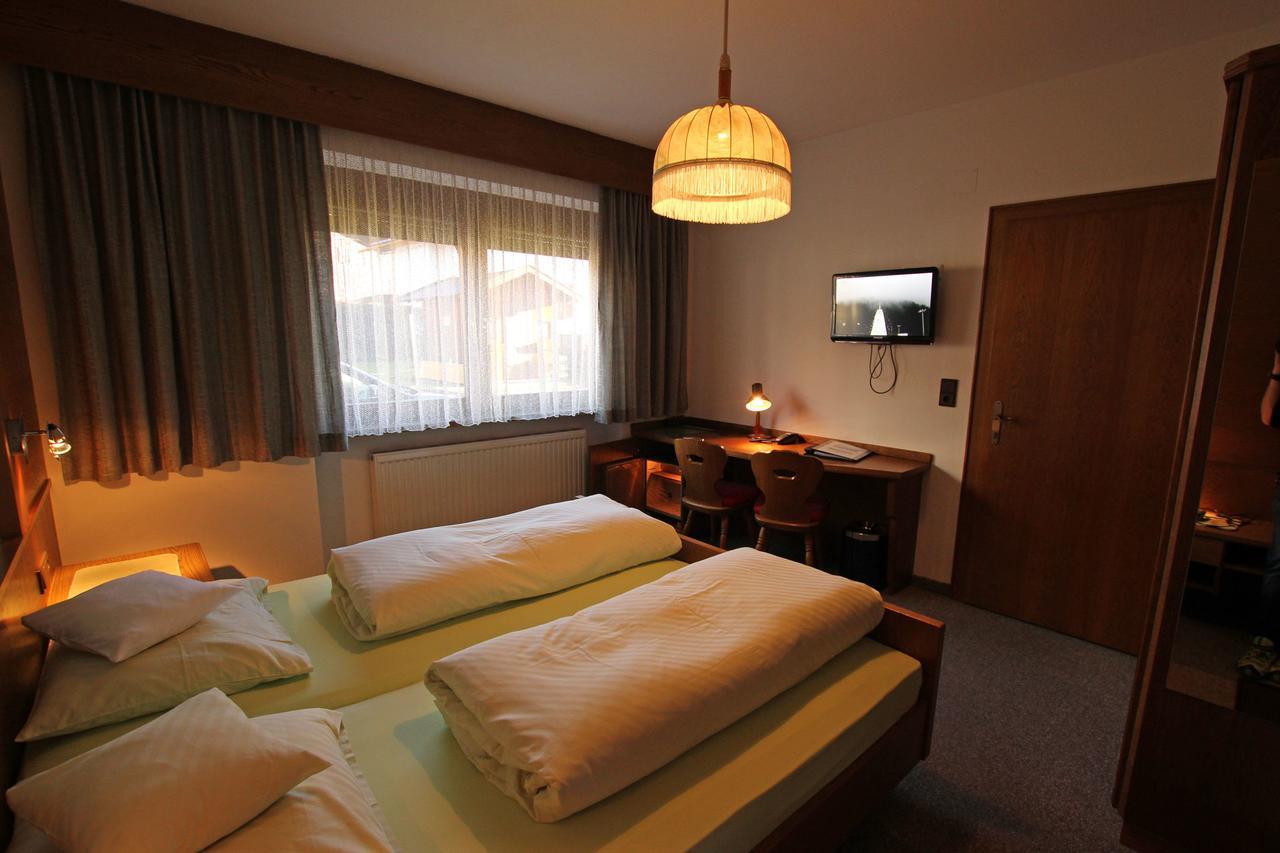 Gaestehaus Wilhelmshof แอห์วัลด์ ภายนอก รูปภาพ